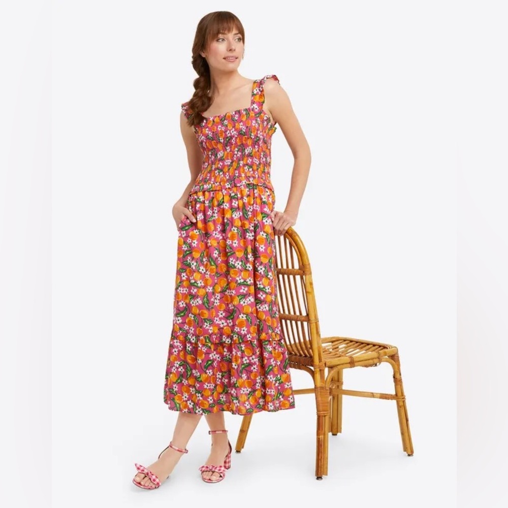 Draper James Taylor Smocked Dress in Orange Blossom Size Medium
